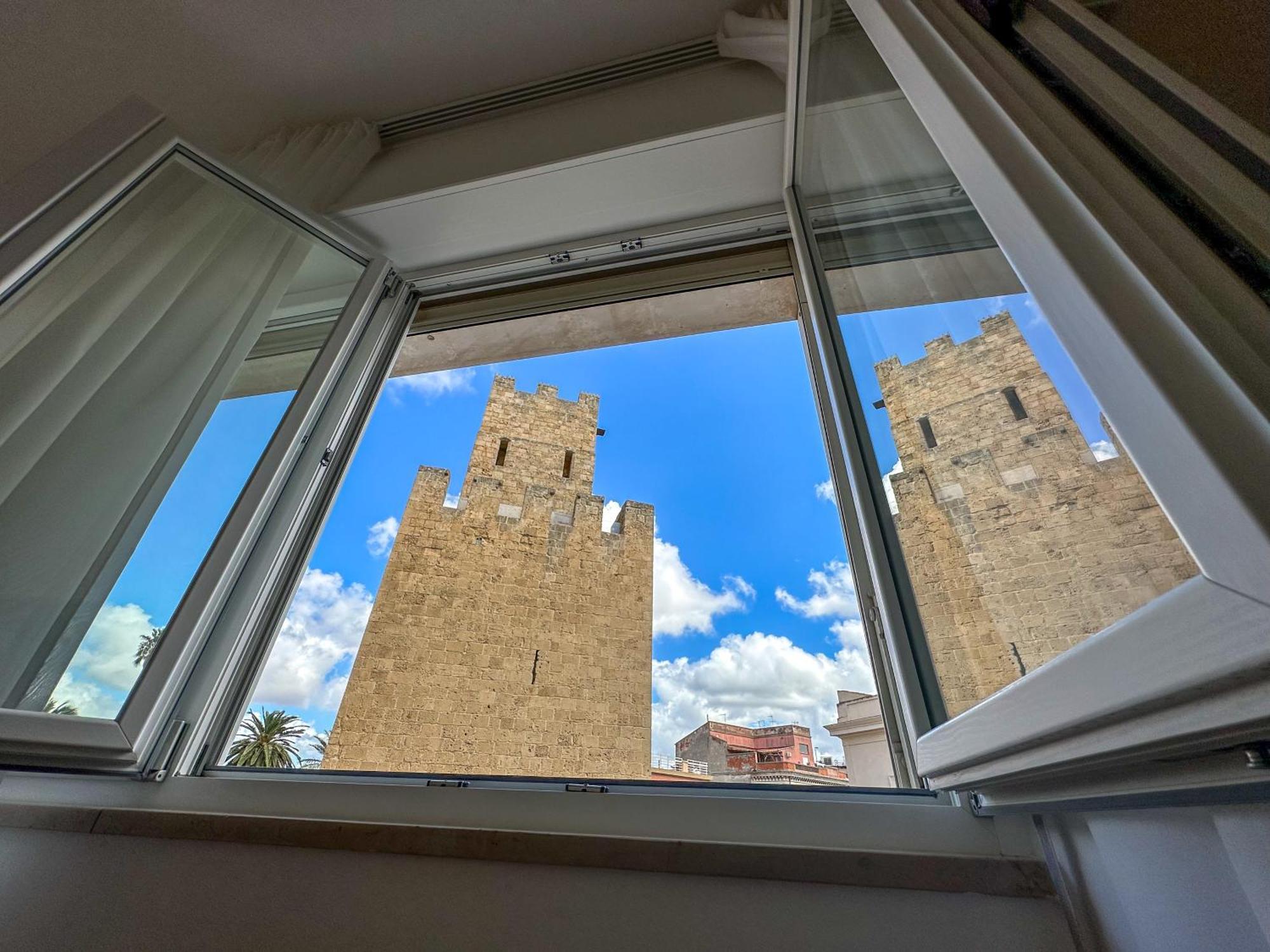 Mamas Hotel Oristano Bagian luar foto