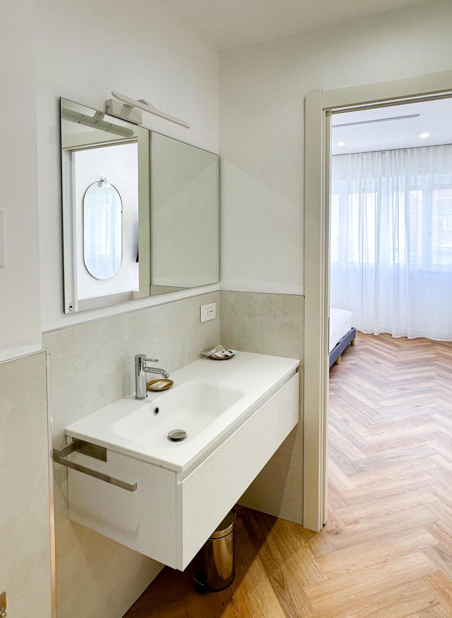 Mamas Hotel Oristano Bagian luar foto